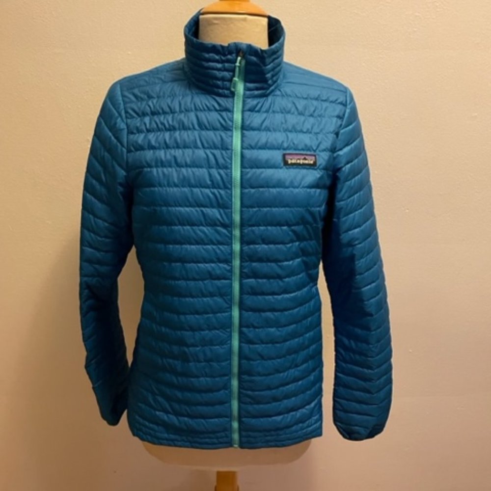 Patagonia lightweight Down Sweater mock neck zip front puffer jacket